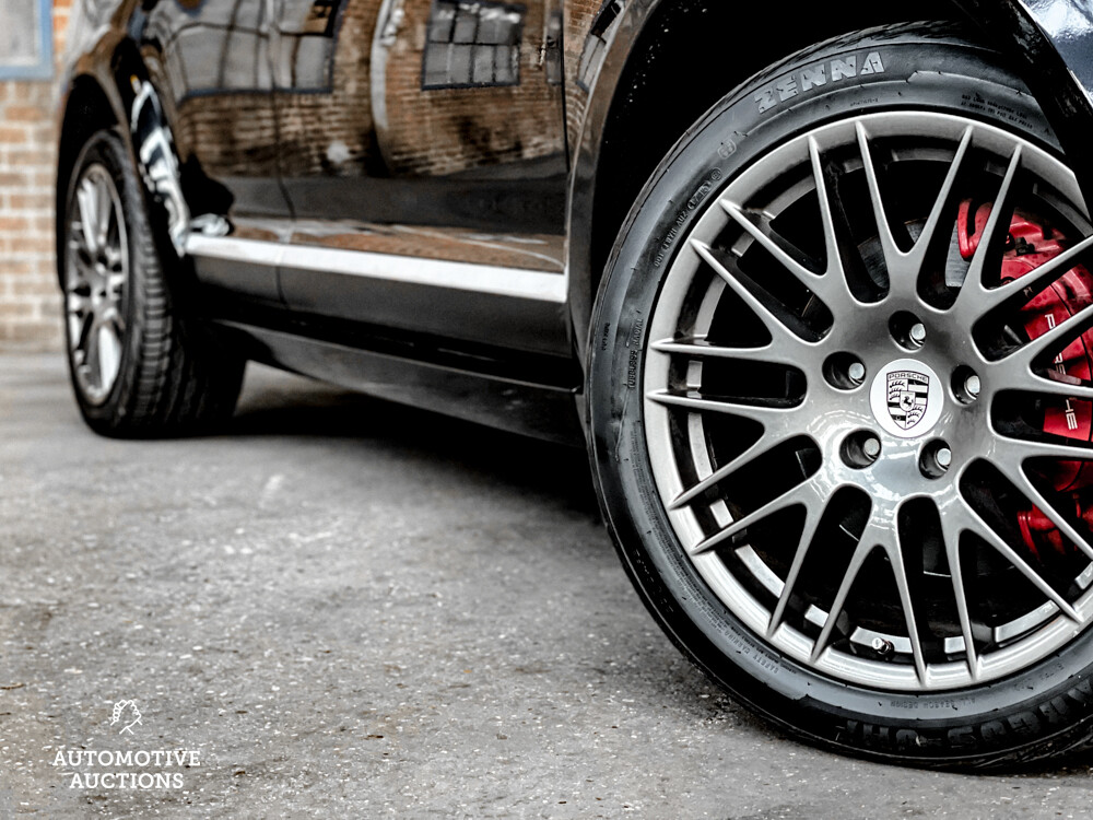 Porsche Cayenne Turbo 4.8 V8 500hp 2007 -Youngtimer-.