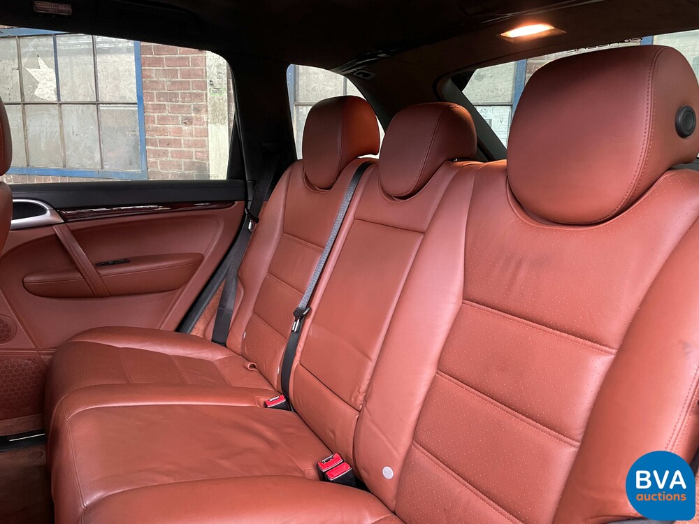 Porsche Cayenne Turbo 4.8 V8 500hp 2007 -Youngtimer-.