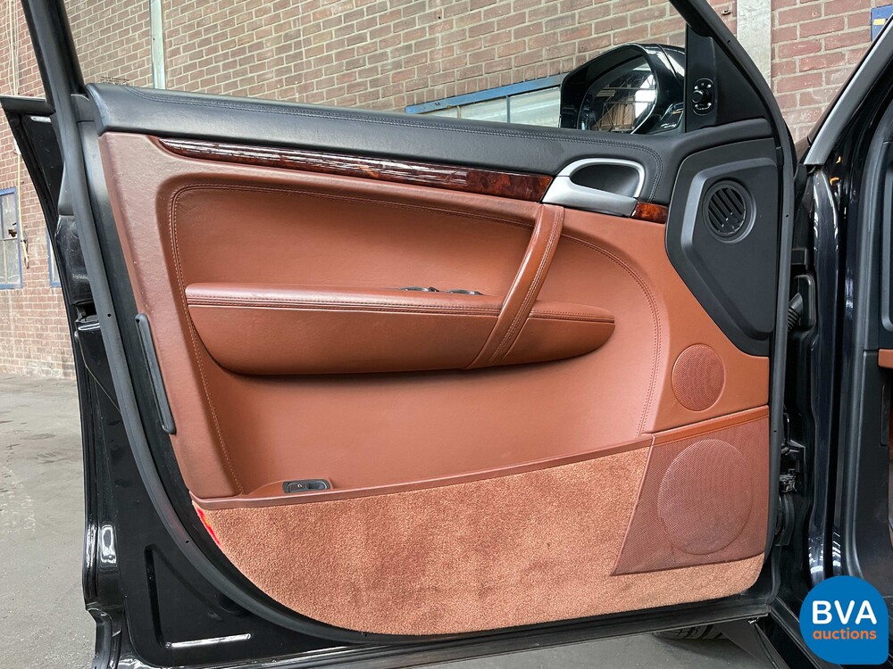 Porsche Cayenne Turbo 4.8 V8 500hp 2007 -Youngtimer-.