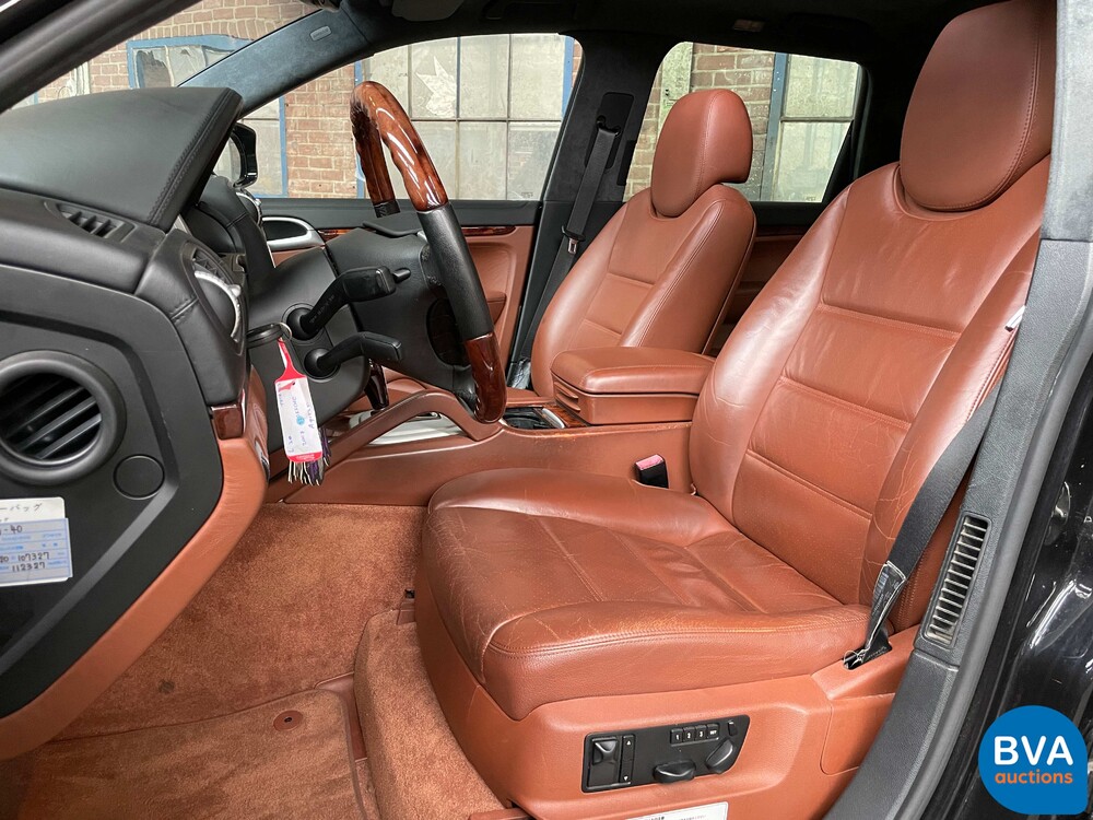 Porsche Cayenne Turbo 4.8 V8 500hp 2007 -Youngtimer-.
