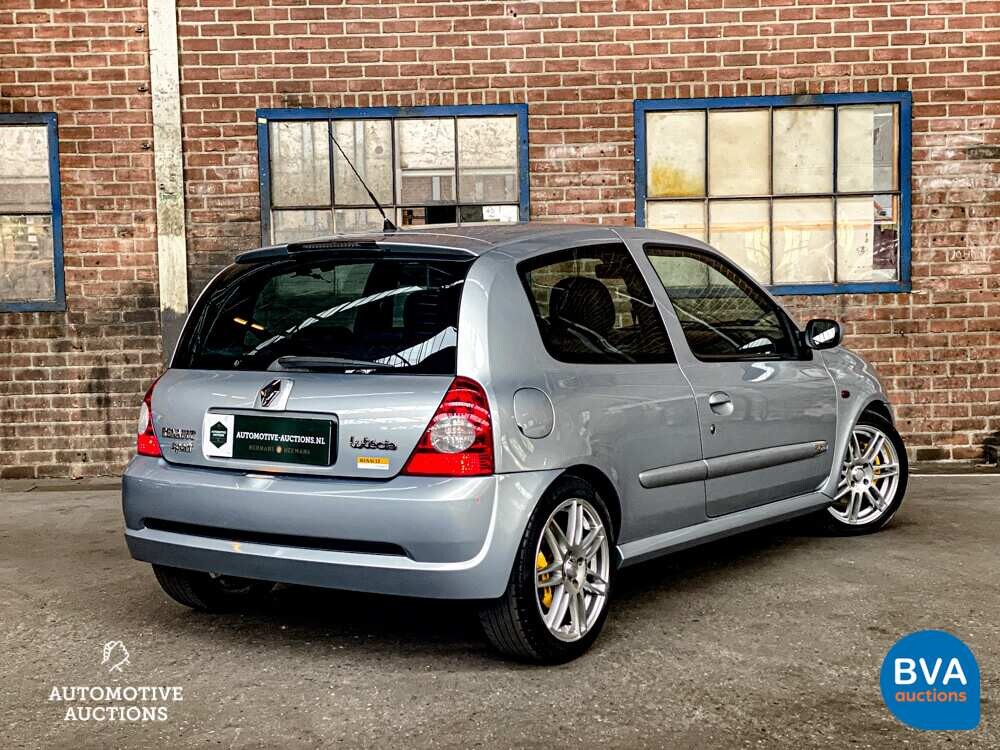 Renault Sport Clio RS 2.0 2004 -YOUNGTIMER-.