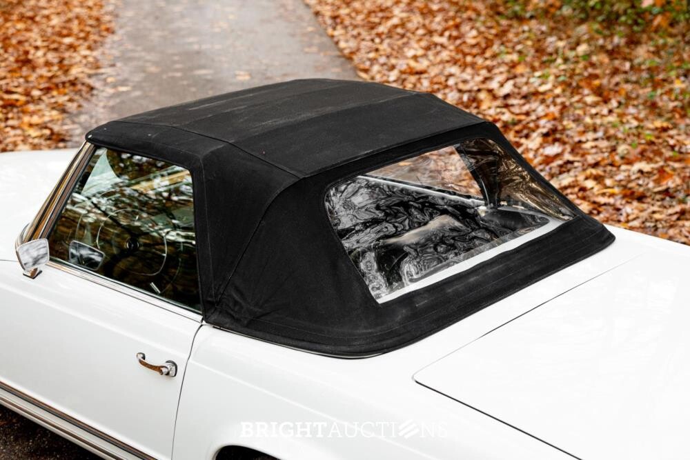 Mercedes-Benz 280 SL Pagoda – Manual Transmission – EU Specification – 2.8-Litre Inline-Six