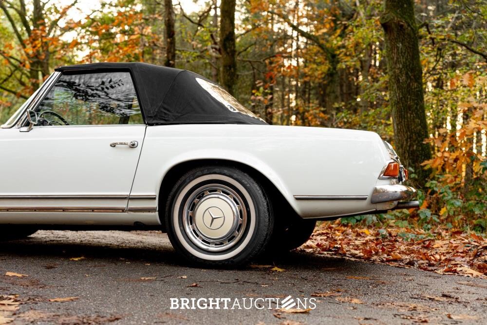 Mercedes-Benz 280 SL Pagoda – Manual Transmission – EU Specification – 2.8-Litre Inline-Six