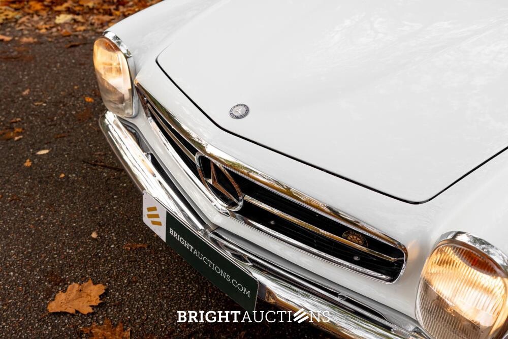 Mercedes-Benz 280 SL Pagoda – Manual Transmission – EU Specification – 2.8-Litre Inline-Six