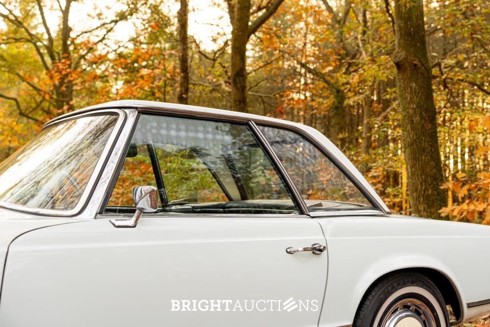 Mercedes-Benz 280 SL Pagoda – Manual Transmission – EU Specification – 2.8-Litre Inline-Six