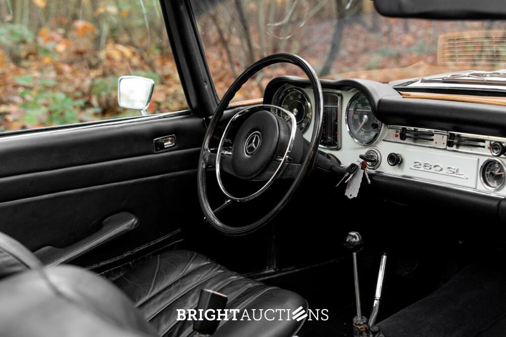 Mercedes-Benz 280 SL Pagoda – Manual Transmission – EU Specification – 2.8-Litre Inline-Six