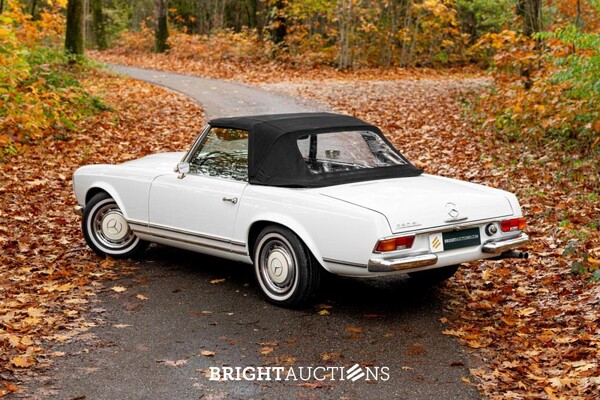 Mercedes-Benz 280 SL Pagoda – Manual Transmission – EU Specification – 2.8-Litre Inline-Six