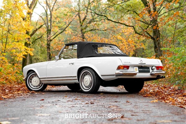 Mercedes-Benz 280 SL Pagoda – Manual Transmission – EU Specification – 2.8-Litre Inline-Six
