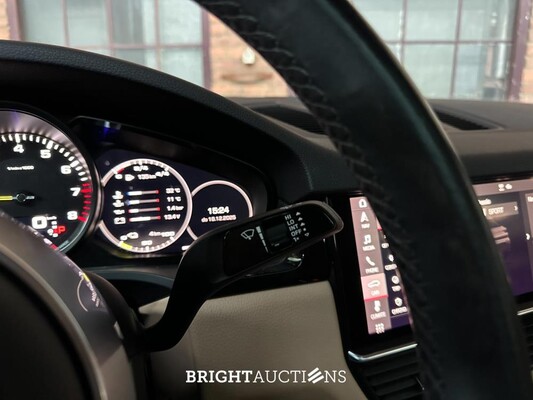 Porsche Cayenne Coupe 3.0 V6 E-Hybrid Sport-Chrono 462pk 2020, GTF-64-G
