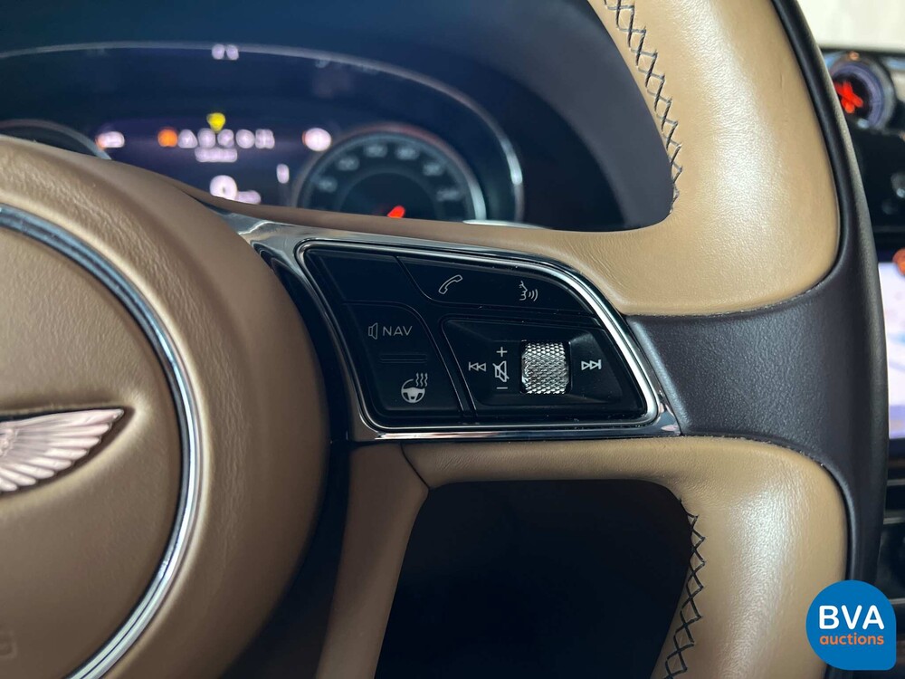 Bentley Bentayga 6.0 V12 Erstausgabe 608 PS 2016, P-569-DB.