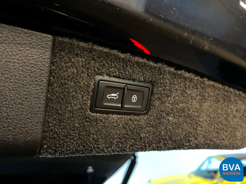 Bentley Bentayga 6.0 V12 Erstausgabe 608 PS 2016, P-569-DB.