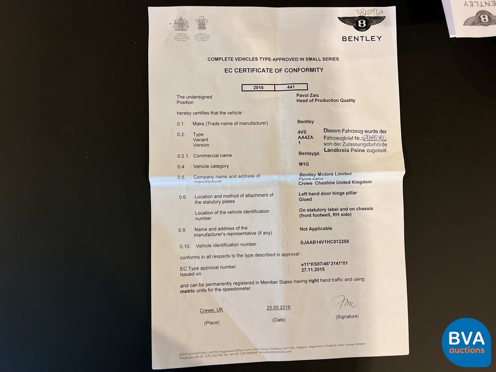 Bentley Bentayga 6.0 V12 Erstausgabe 608 PS 2016, P-569-DB.