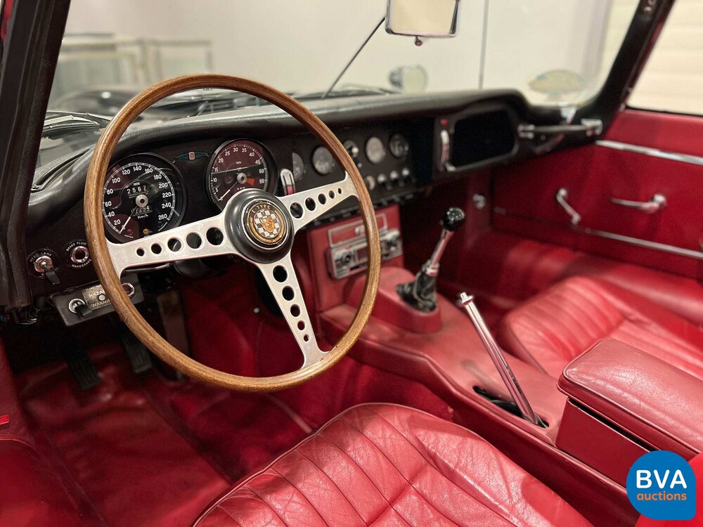 Jaguar E-Type Serie 1 OTS 4.2 Reihensechszylinder-Cabriolet 1967, DZ-73-87.