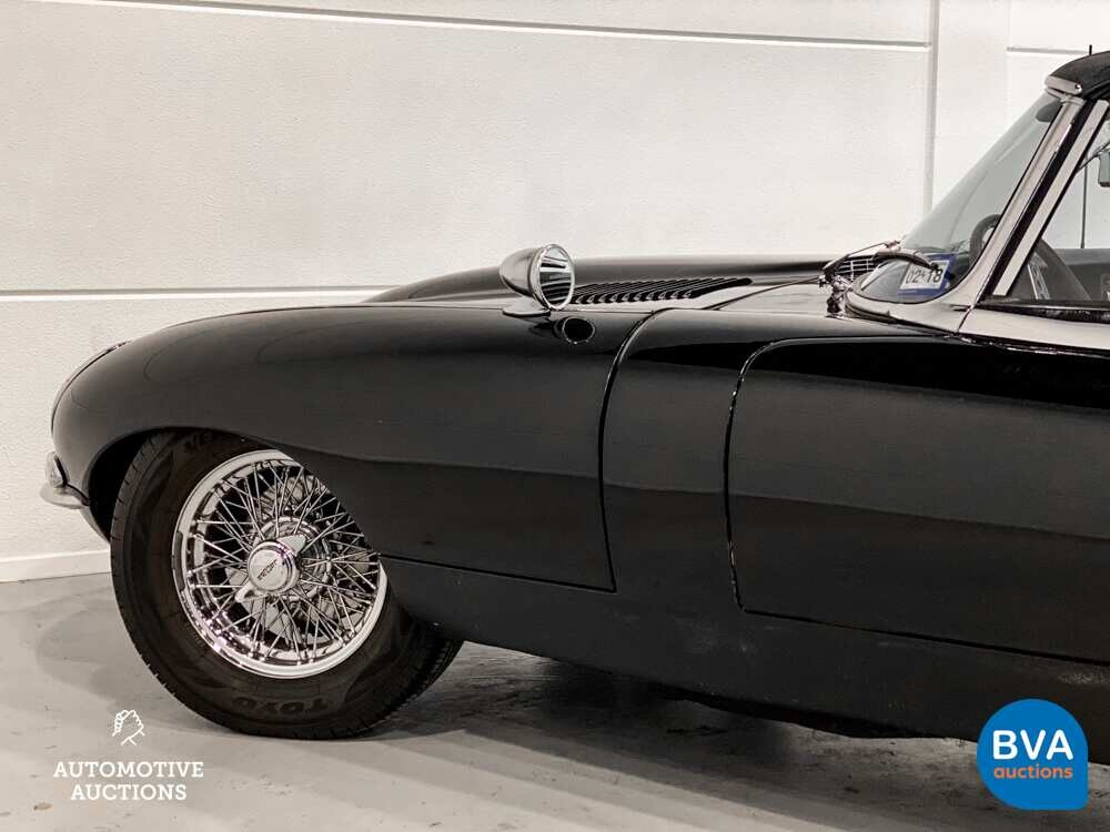 Jaguar E-Type Serie 1 OTS 4.2 Reihensechszylinder-Cabriolet 1967, DZ-73-87.