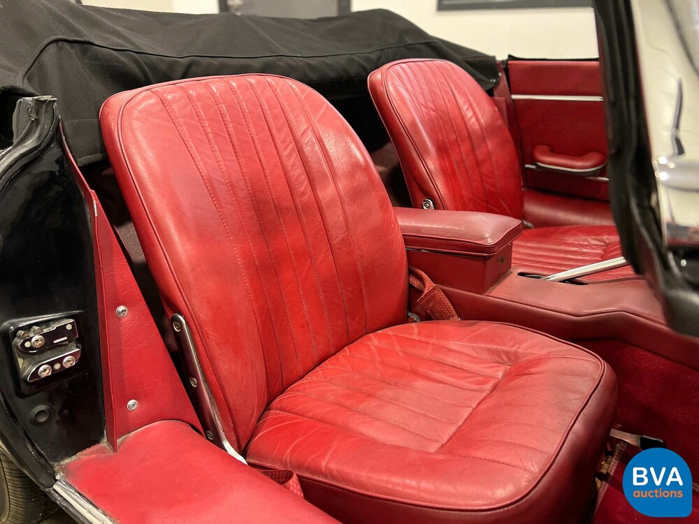 Jaguar E-Type Serie 1 OTS 4.2 Reihensechszylinder-Cabriolet 1967, DZ-73-87.