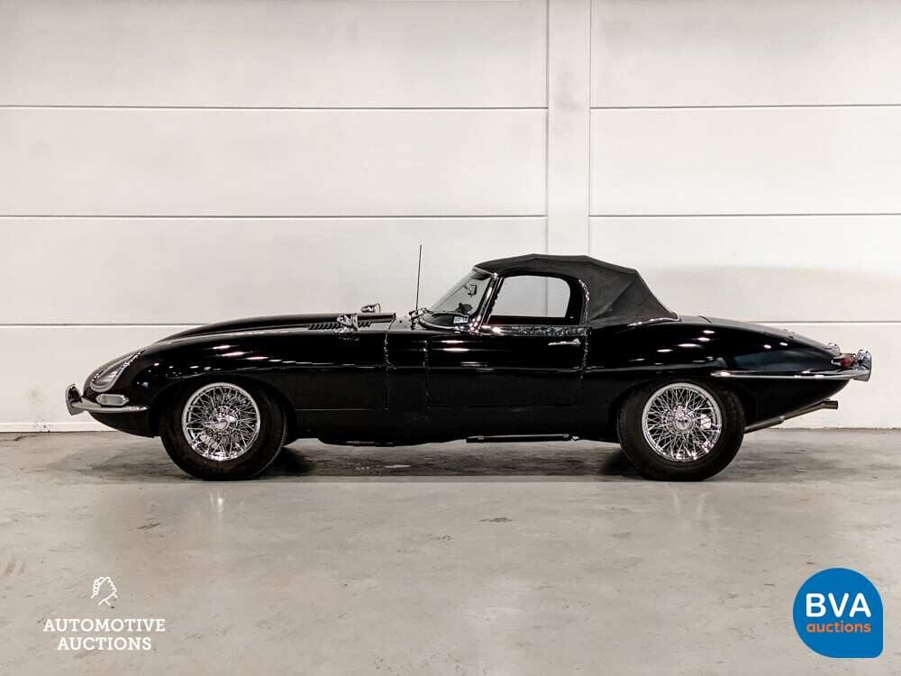 Jaguar E-Type Serie 1 OTS 4.2 Reihensechszylinder-Cabriolet 1967, DZ-73-87.