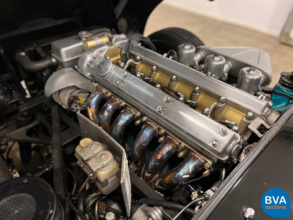 Jaguar E-Type Serie 1 OTS 4.2 Reihensechszylinder-Cabriolet 1967, DZ-73-87.