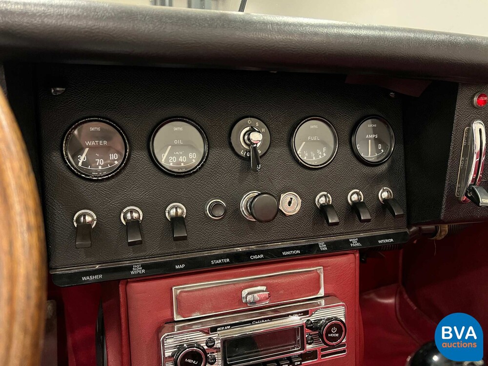 Jaguar E-Type Serie 1 OTS 4.2 Reihensechszylinder-Cabriolet 1967, DZ-73-87.
