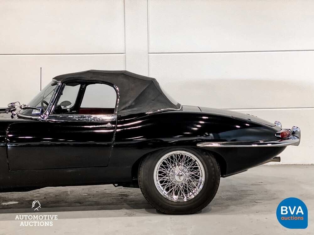 Jaguar E-Type Serie 1 OTS 4.2 Reihensechszylinder-Cabriolet 1967, DZ-73-87.