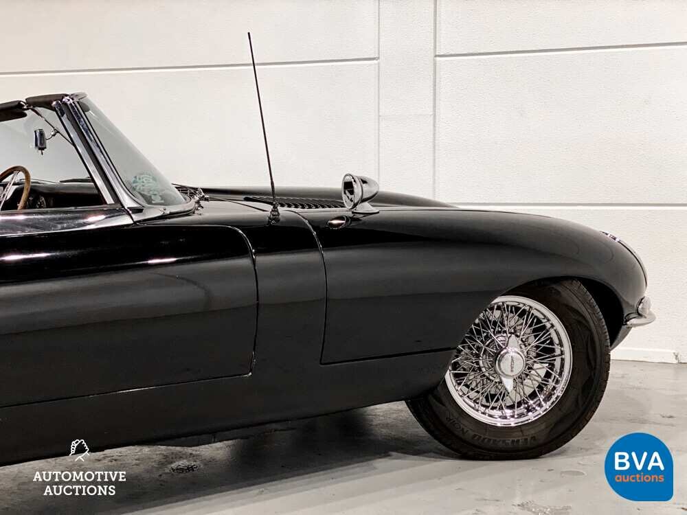 Jaguar E-Type Serie 1 OTS 4.2 Reihensechszylinder-Cabriolet 1967, DZ-73-87.