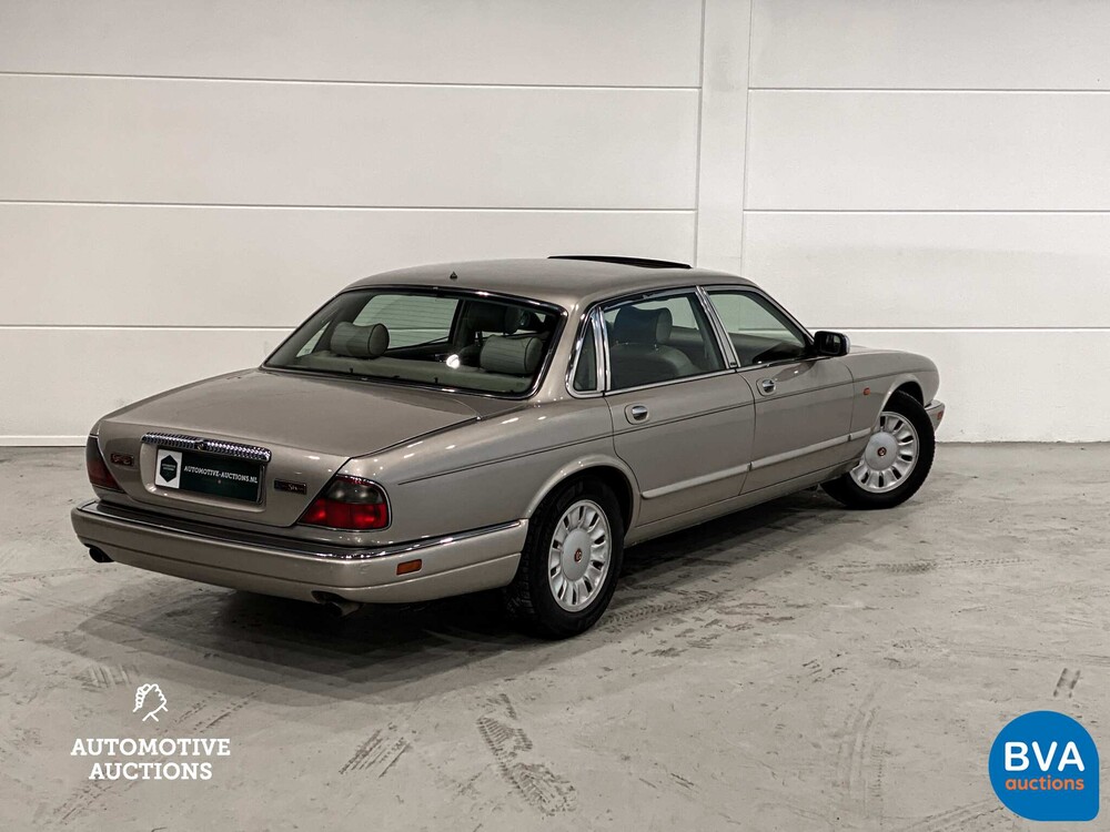 Daimler SIX LWB4.0 241PS 1997 -Org. NL-, RB-TL-96.