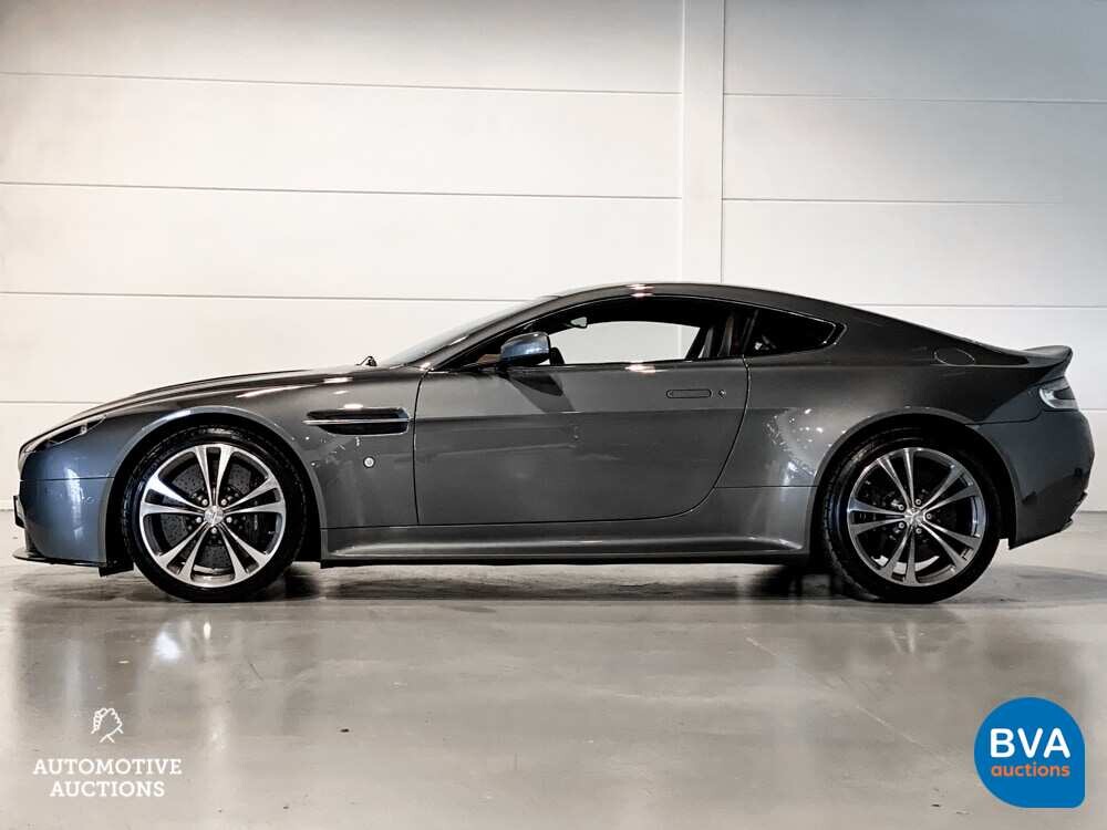 Aston Martin V12 Vantage 5.9 V12 -SCHALTGETRIEBE- 517pk 2009, 29-TGB-5.