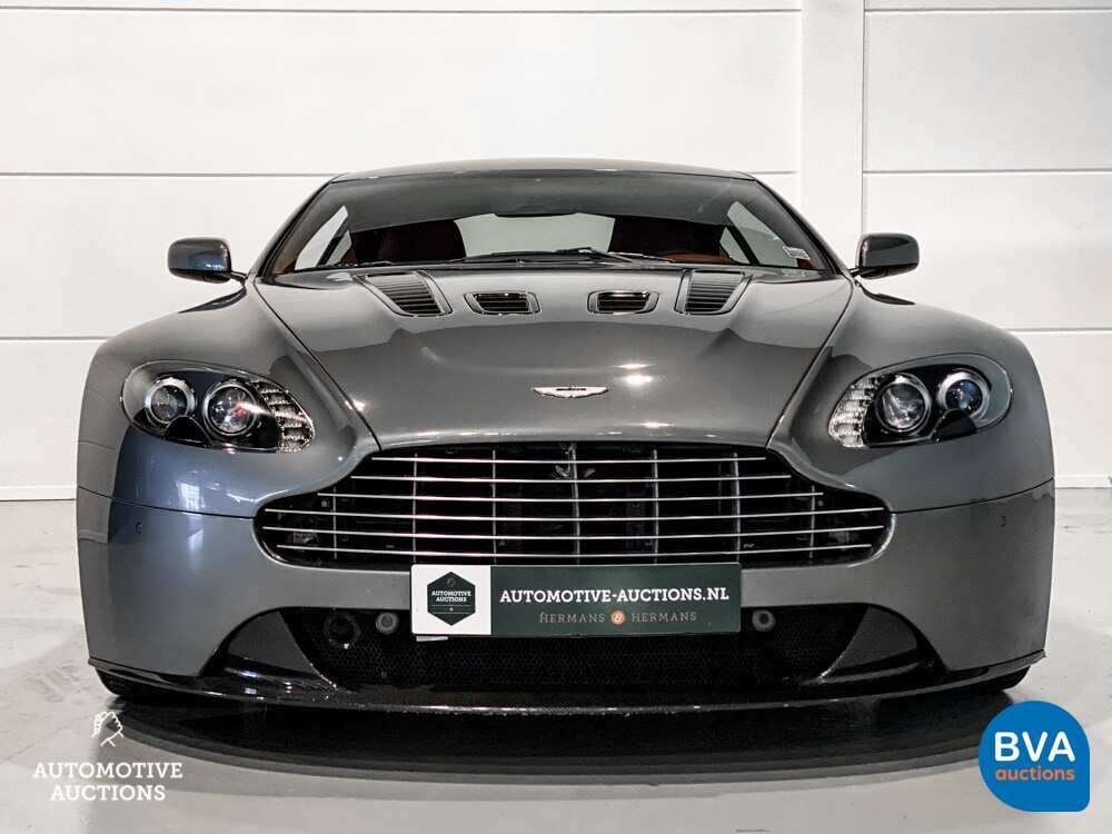 Aston Martin V12 Vantage 5.9 V12 -SCHALTGETRIEBE- 517pk 2009, 29-TGB-5.