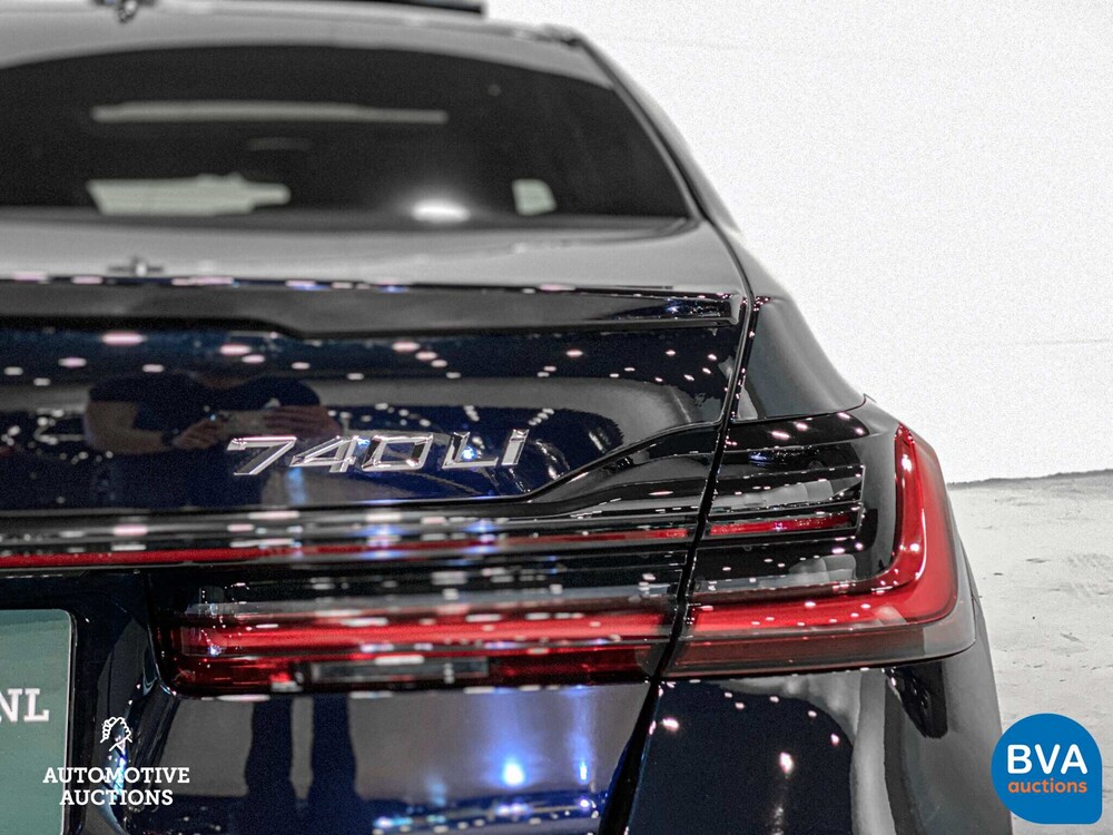 BMW 740Li xDrive M-Sport 340pk GARANTIE 7-Serie 2021, L-303-RB