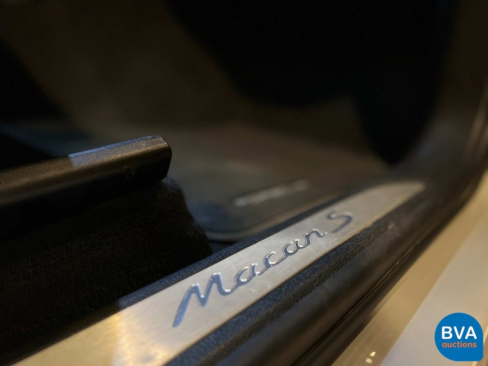 Porsche Macan S 3.0 V6 354pk 2019, N-204-DD