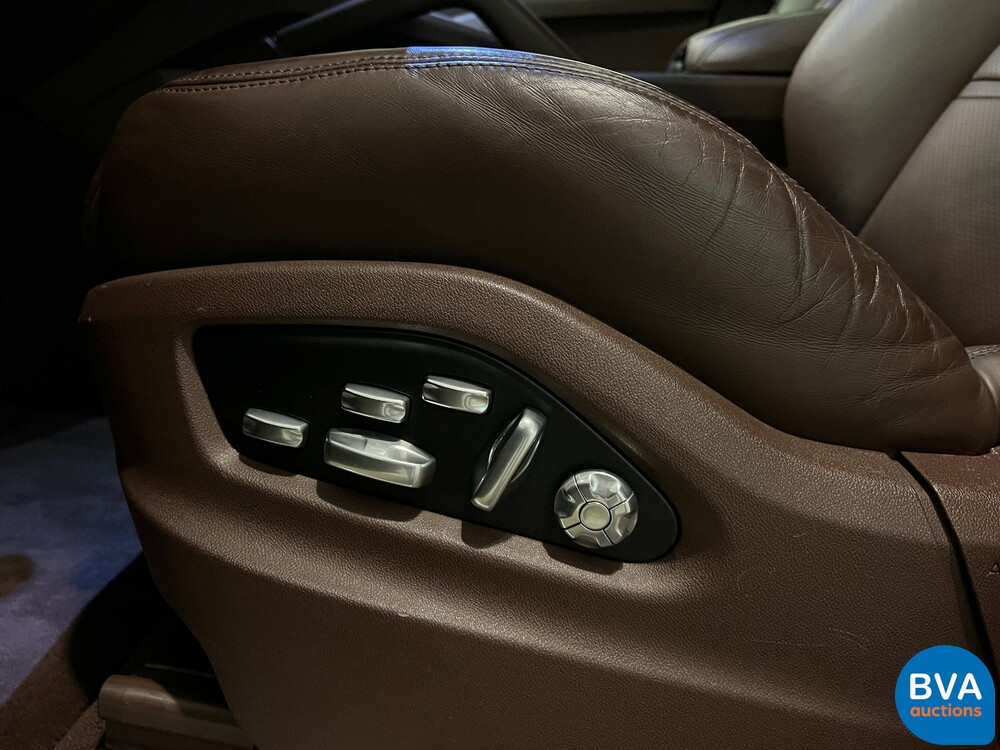 Porsche Cayenne E-Hybrid 3.0 V6 -NW MODEL- 462pk 2018 SportChrono -Org. NL-, TL-795-R