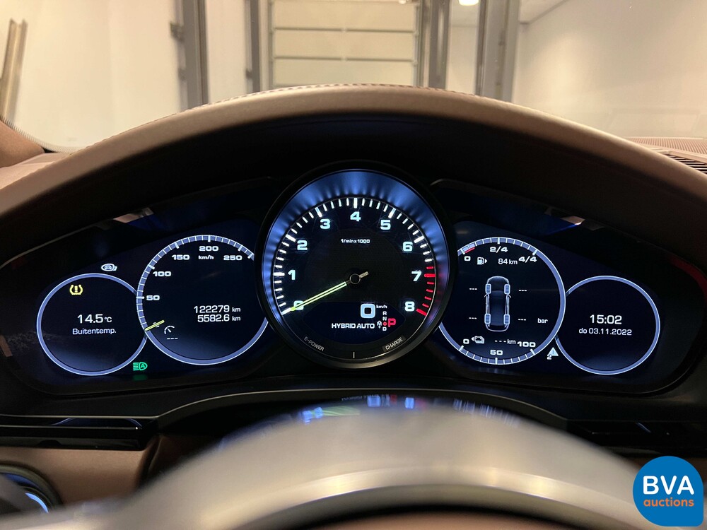 Porsche Cayenne E-Hybrid 3.0 V6 -NW MODEL- 462pk 2018 SportChrono -Org. NL-, TL-795-R