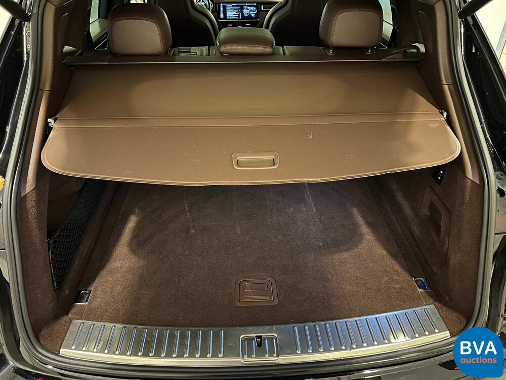 Porsche Cayenne E-Hybrid 3.0 V6 -NW MODEL- 462pk 2018 SportChrono -Org. NL-, TL-795-R