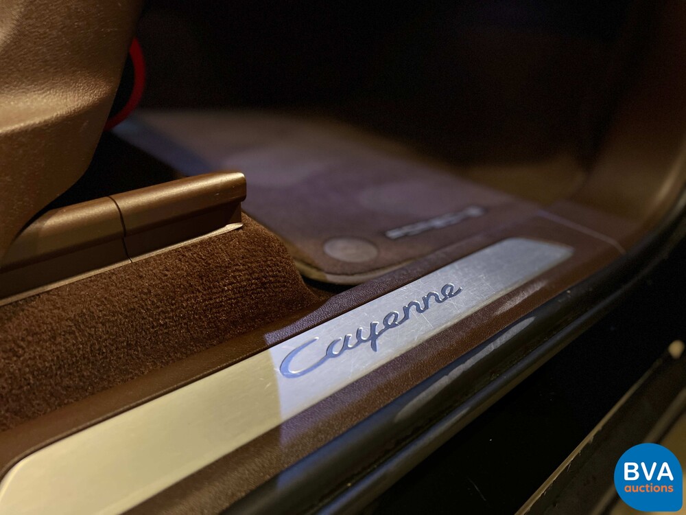 Porsche Cayenne E-Hybrid 3.0 V6 -NW MODEL- 462pk 2018 SportChrono -Org. NL-, TL-795-R