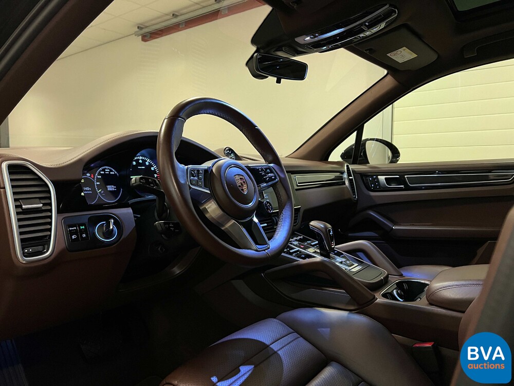 Porsche Cayenne E-Hybrid 3.0 V6 -NW MODEL- 462pk 2018 SportChrono -Org. NL-, TL-795-R