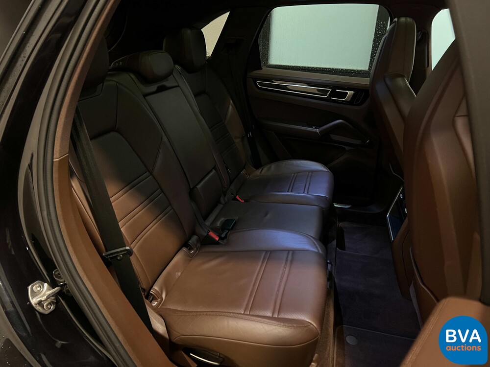 Porsche Cayenne E-Hybrid 3.0 V6 -NW MODEL- 462pk 2018 SportChrono -Org. NL-, TL-795-R