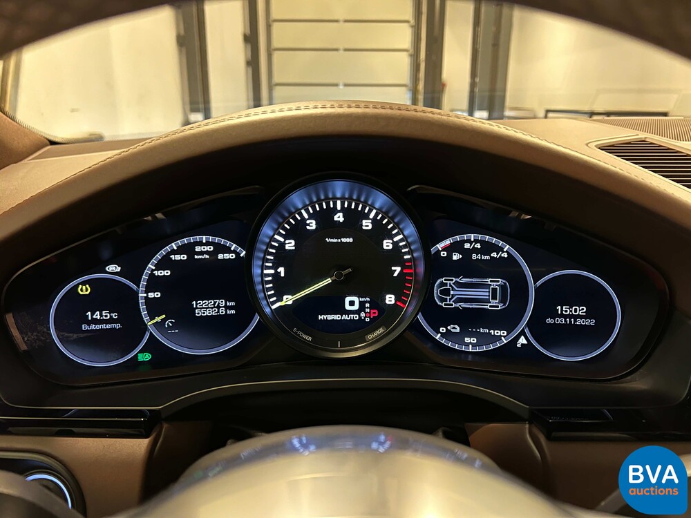 Porsche Cayenne E-Hybrid 3.0 V6 -NW MODEL- 462pk 2018 SportChrono -Org. NL-, TL-795-R