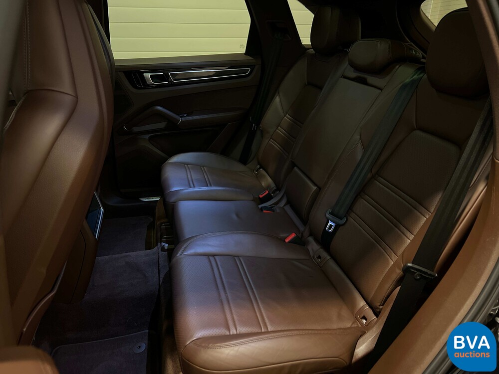 Porsche Cayenne E-Hybrid 3.0 V6 -NW MODEL- 462pk 2018 SportChrono -Org. NL-, TL-795-R