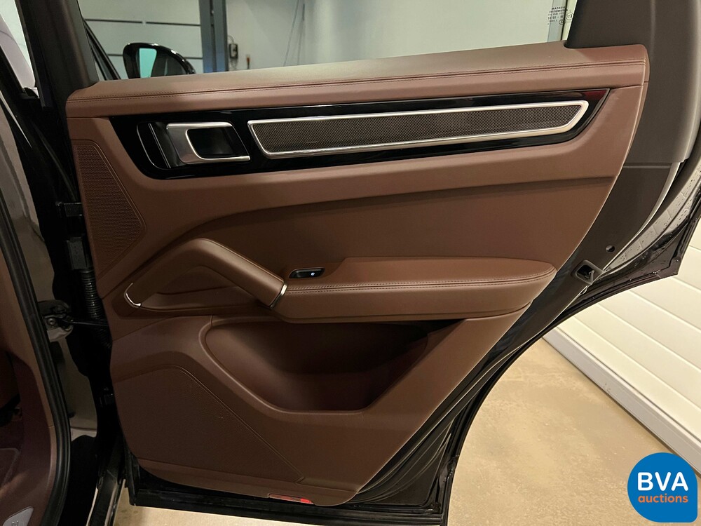 Porsche Cayenne E-Hybrid 3.0 V6 -NW MODEL- 462pk 2018 SportChrono -Org. NL-, TL-795-R