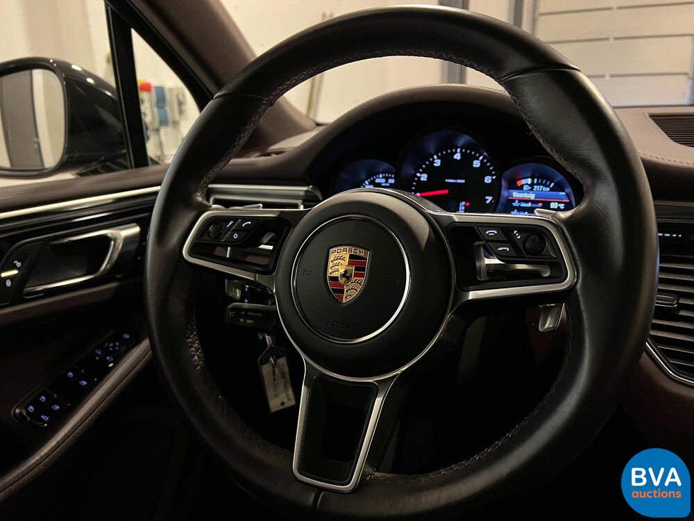Porsche Macan 2.0 SportChrono 252pk 2016 -Org. NL-, KN-374-H