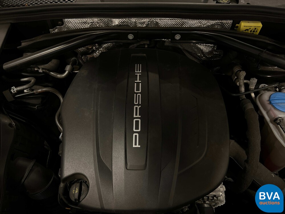 Porsche Macan 2.0 SportChrono 252pk 2016 -Org. NL-, KN-374-H