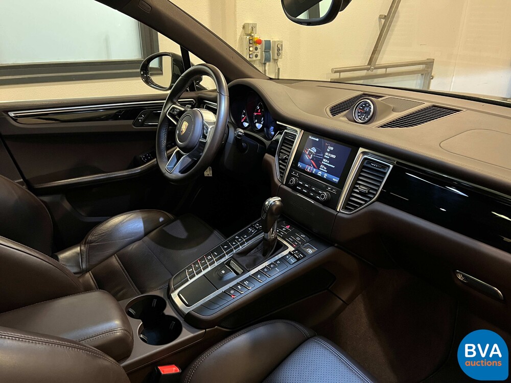 Porsche Macan 2.0 SportChrono 252pk 2016 -Org. NL-, KN-374-H
