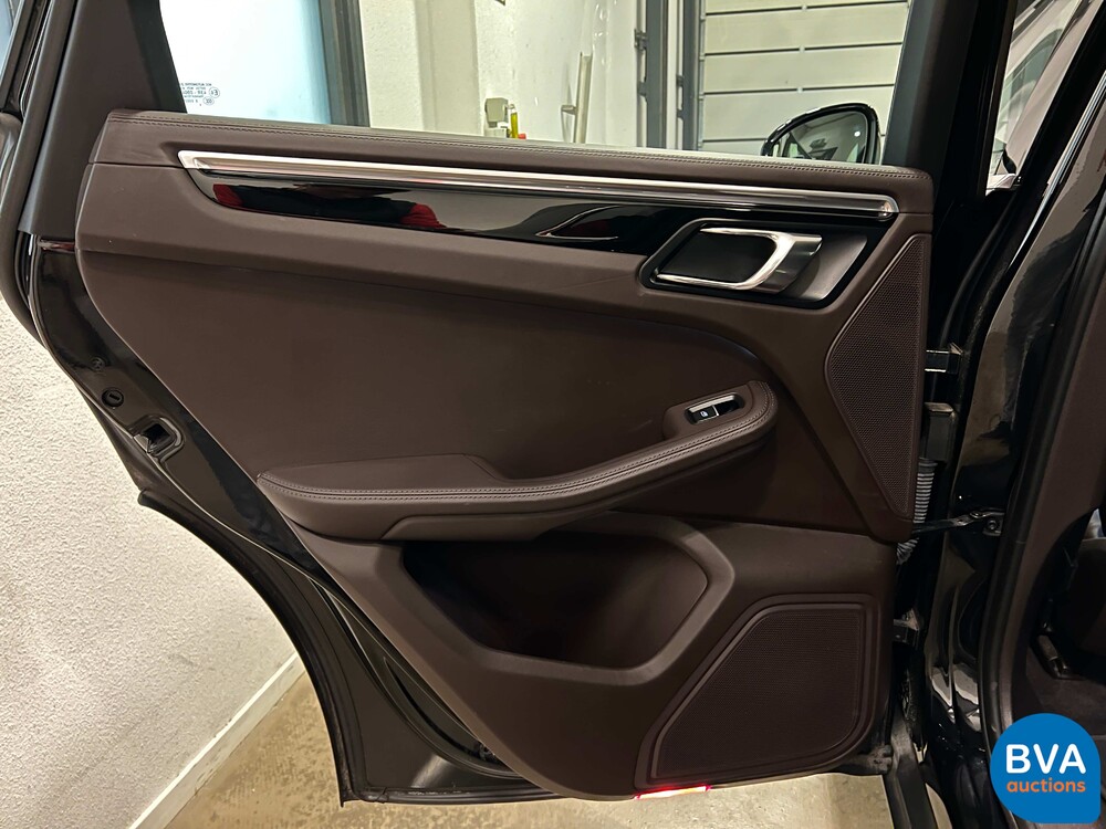 Porsche Macan 2.0 SportChrono 252pk 2016 -Org. NL-, KN-374-H