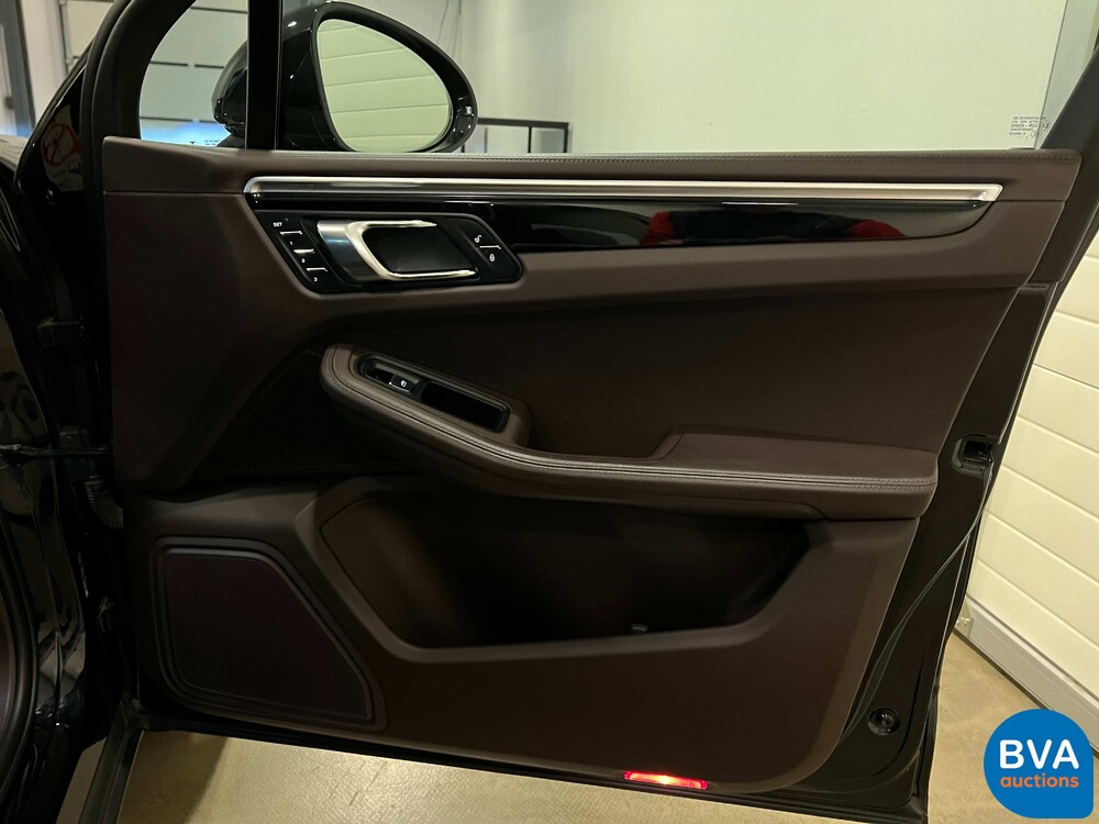 Porsche Macan 2.0 SportChrono 252pk 2016 -Org. NL-, KN-374-H