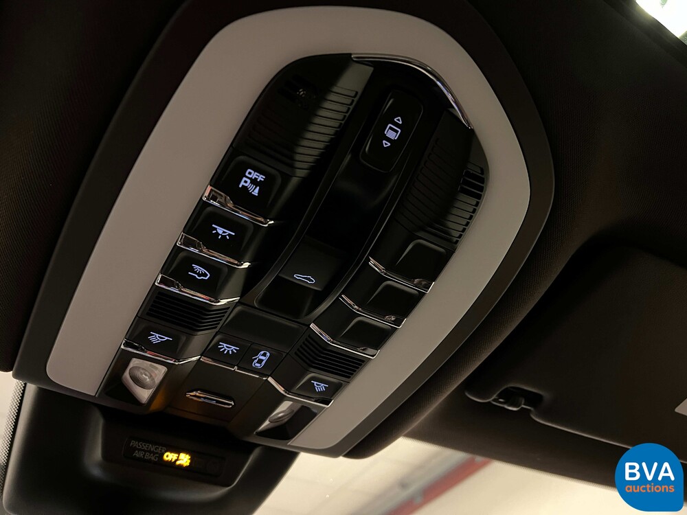 Porsche Macan 2.0 SportChrono 252pk 2016 -Org. NL-, KN-374-H