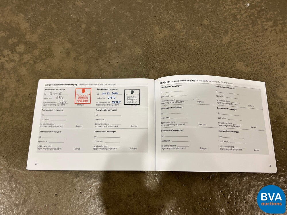 Porsche Macan 2.0 SportChrono 252pk 2016 -Org. NL-, KN-374-H