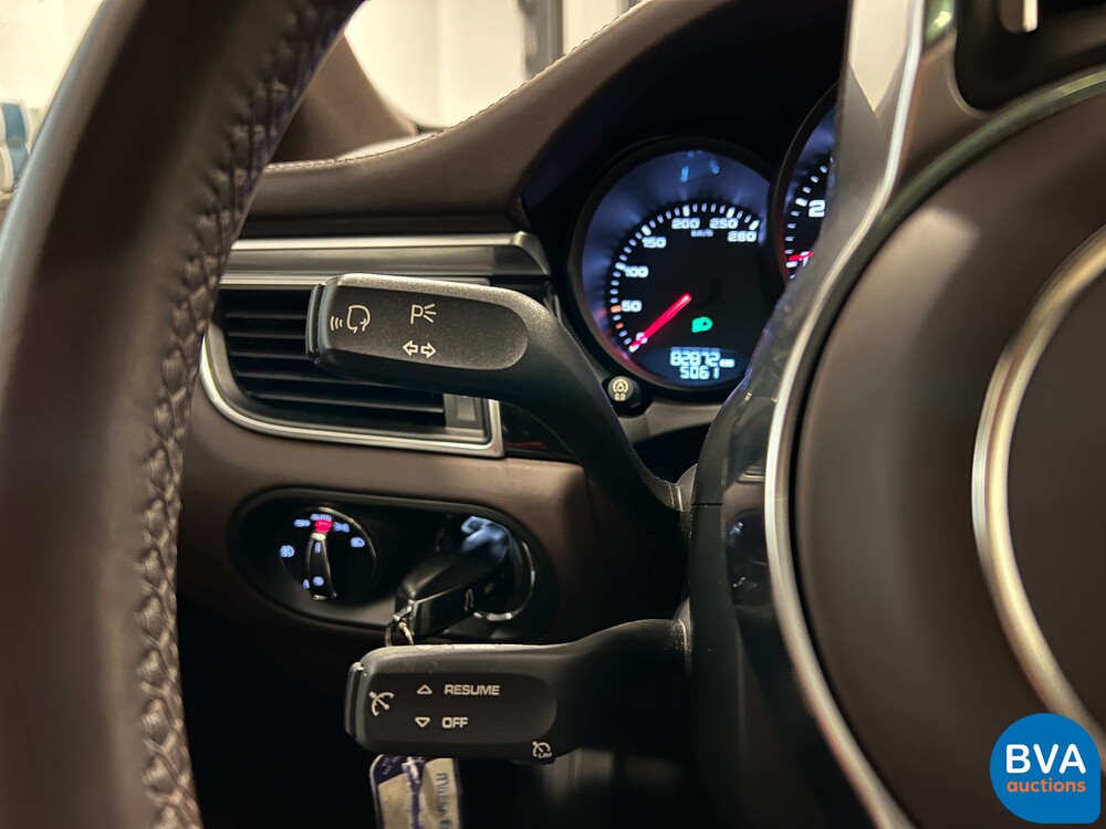 Porsche Macan 2.0 SportChrono 252pk 2016 -Org. NL-, KN-374-H