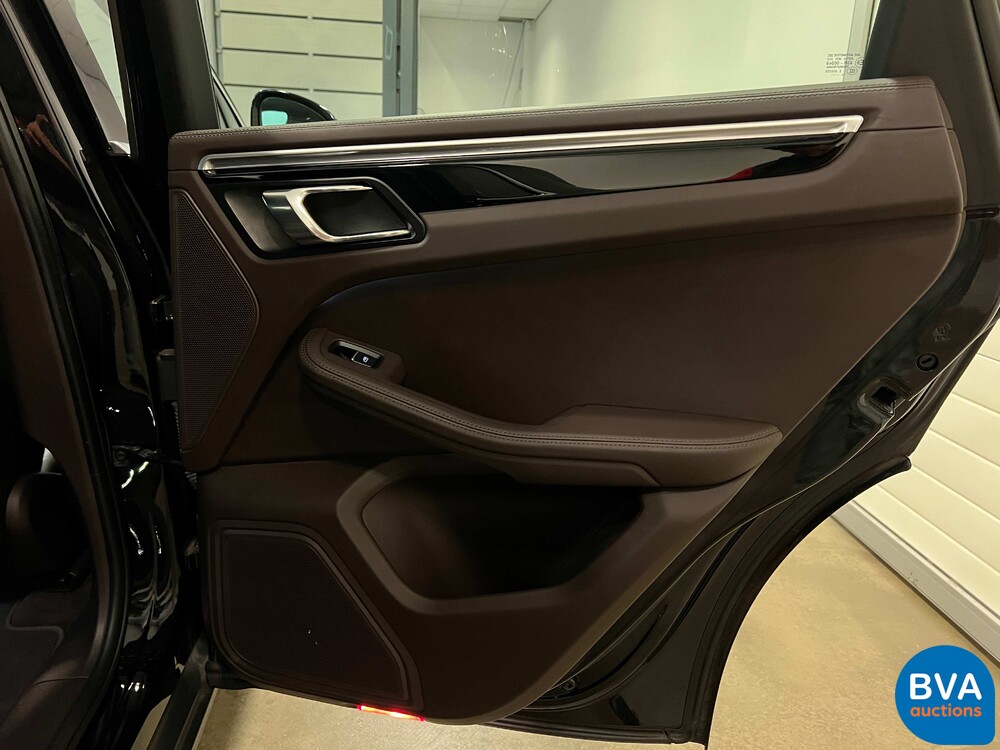 Porsche Macan 2.0 SportChrono 252pk 2016 -Org. NL-, KN-374-H