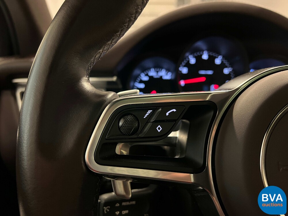 Porsche Macan 2.0 SportChrono 252pk 2016 -Org. NL-, KN-374-H