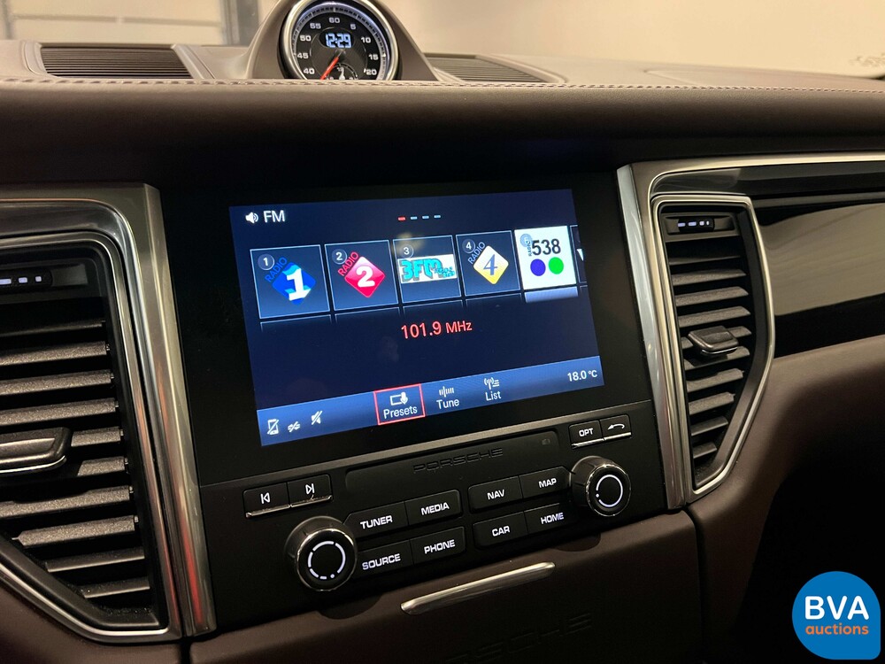 Porsche Macan 2.0 SportChrono 252pk 2016 -Org. NL-, KN-374-H