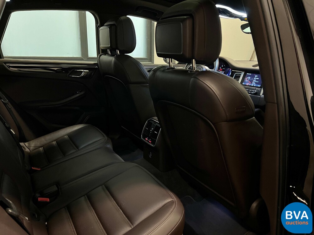 Porsche Macan 2.0 SportChrono 252pk 2016 -Org. NL-, KN-374-H